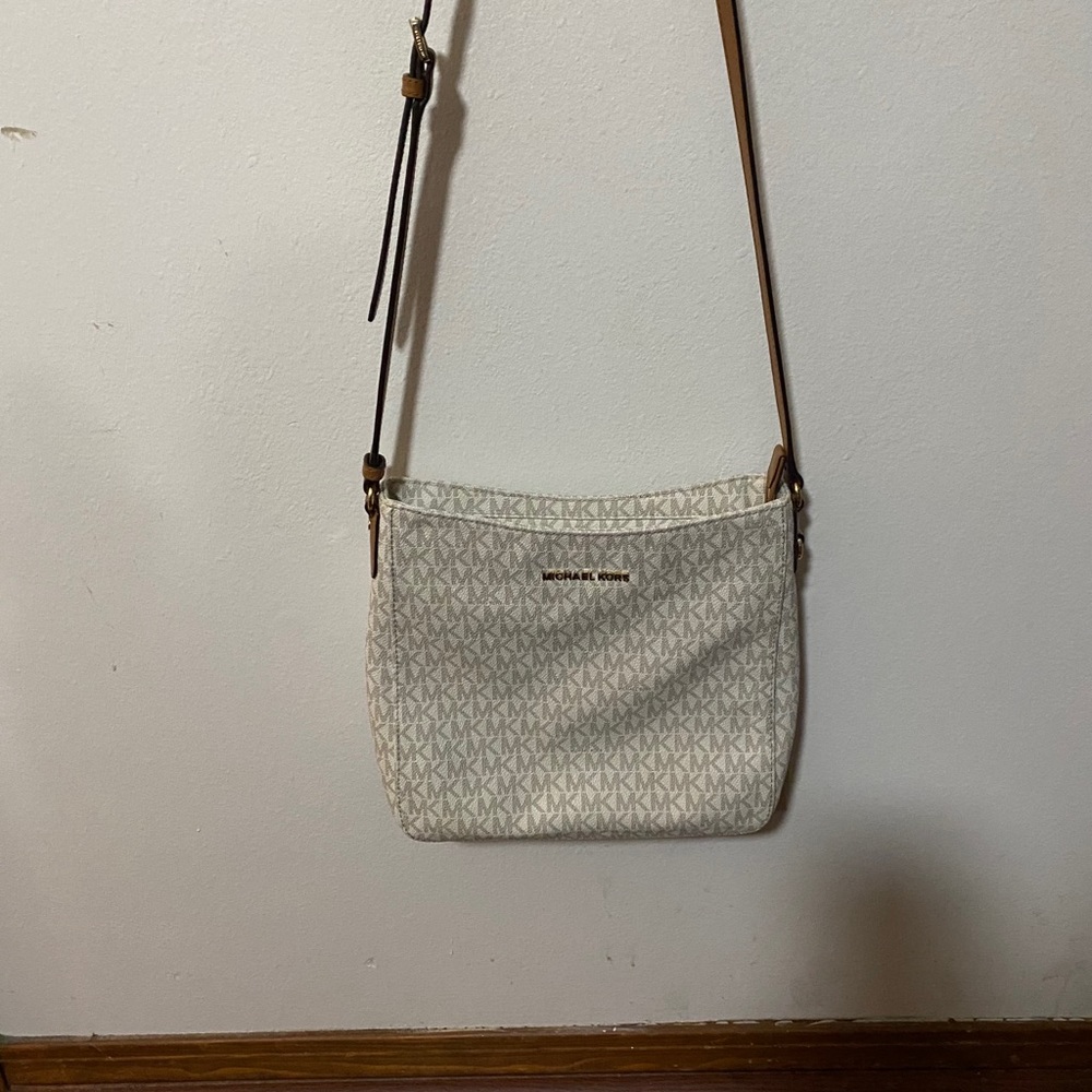 Signature MK Vanilla Crossbody